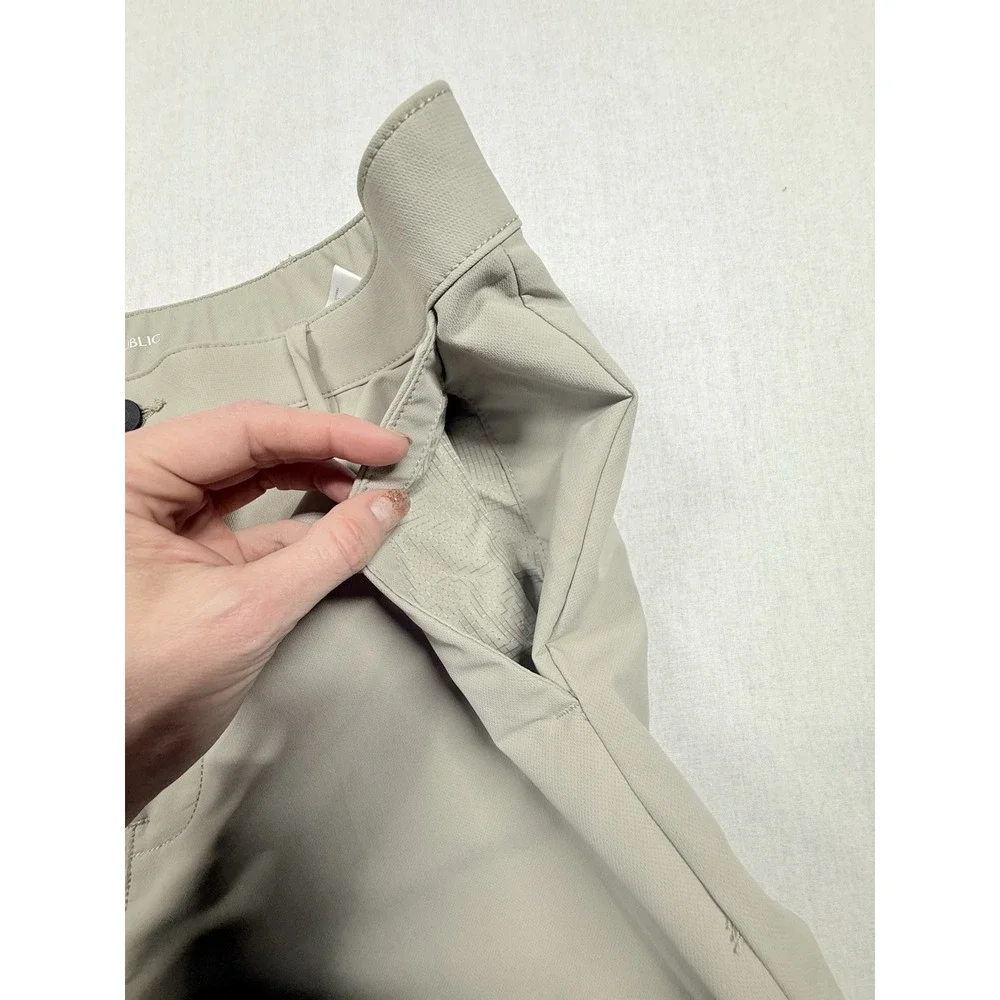 Banana Republic City Pants Men 40x34 (38x32) Tan‎ Slim Fit Performance Preppy